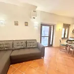 Centro Lavapies Meson D Paredes