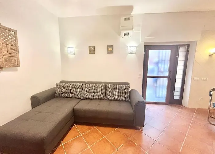 Centro Lavapies Meson D Paredes